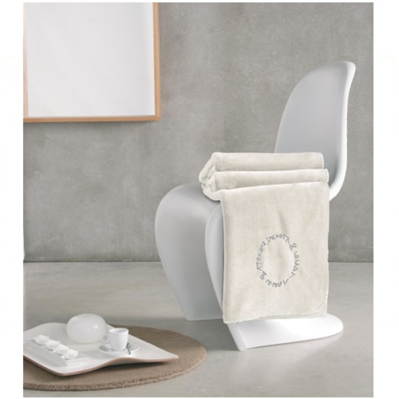 Eksperta Baleares.MANTA CORAL DEVOTA & LOMBA BEIGE